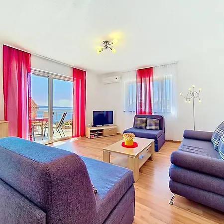 Palma-1 By Interhome Stanici